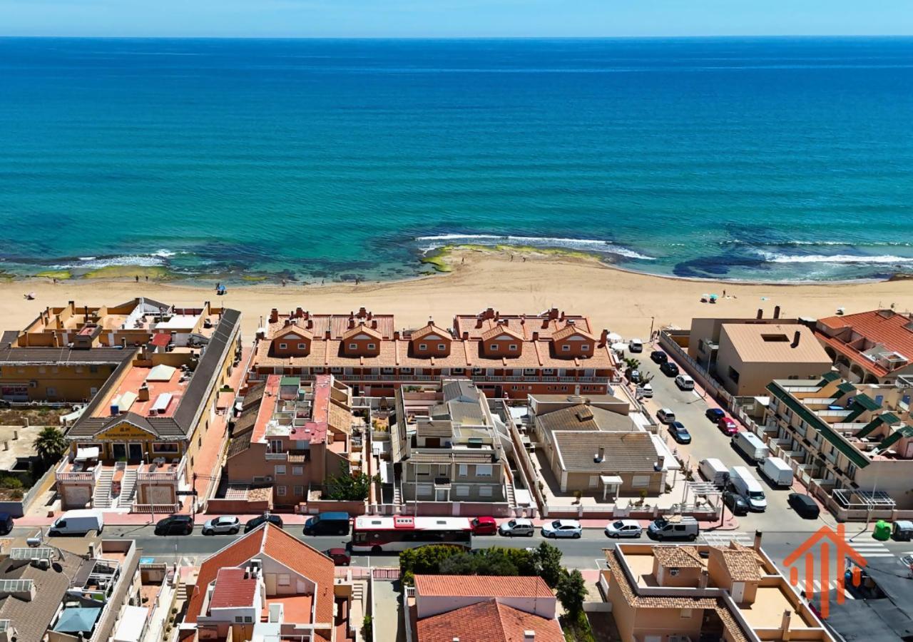 Chalet En La Mata A 50 Metros De La Playa Torrevieja Luaran gambar
